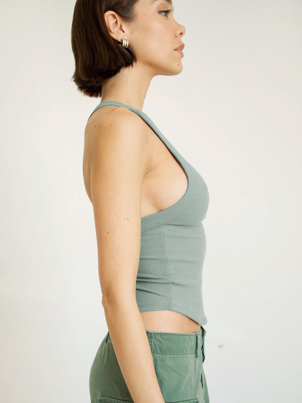 Halter Neck Ribbed Cropped Top - Kharites