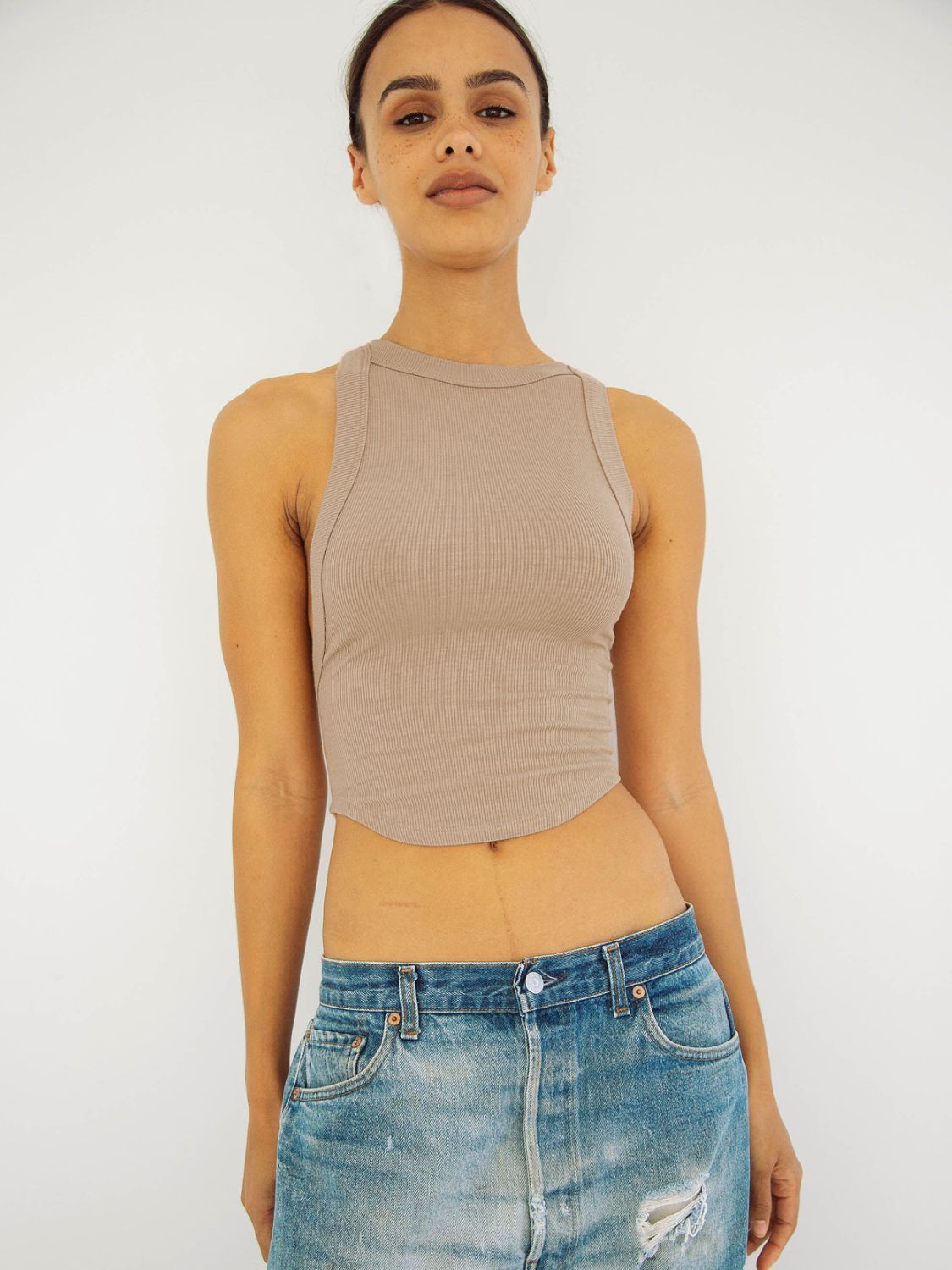 Halter Neck Ribbed Cropped Top - Kharites
